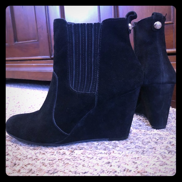 BCBG BCBGeneration Size 8.5 Leather Ankle Wedge Boots New Womens Shoes